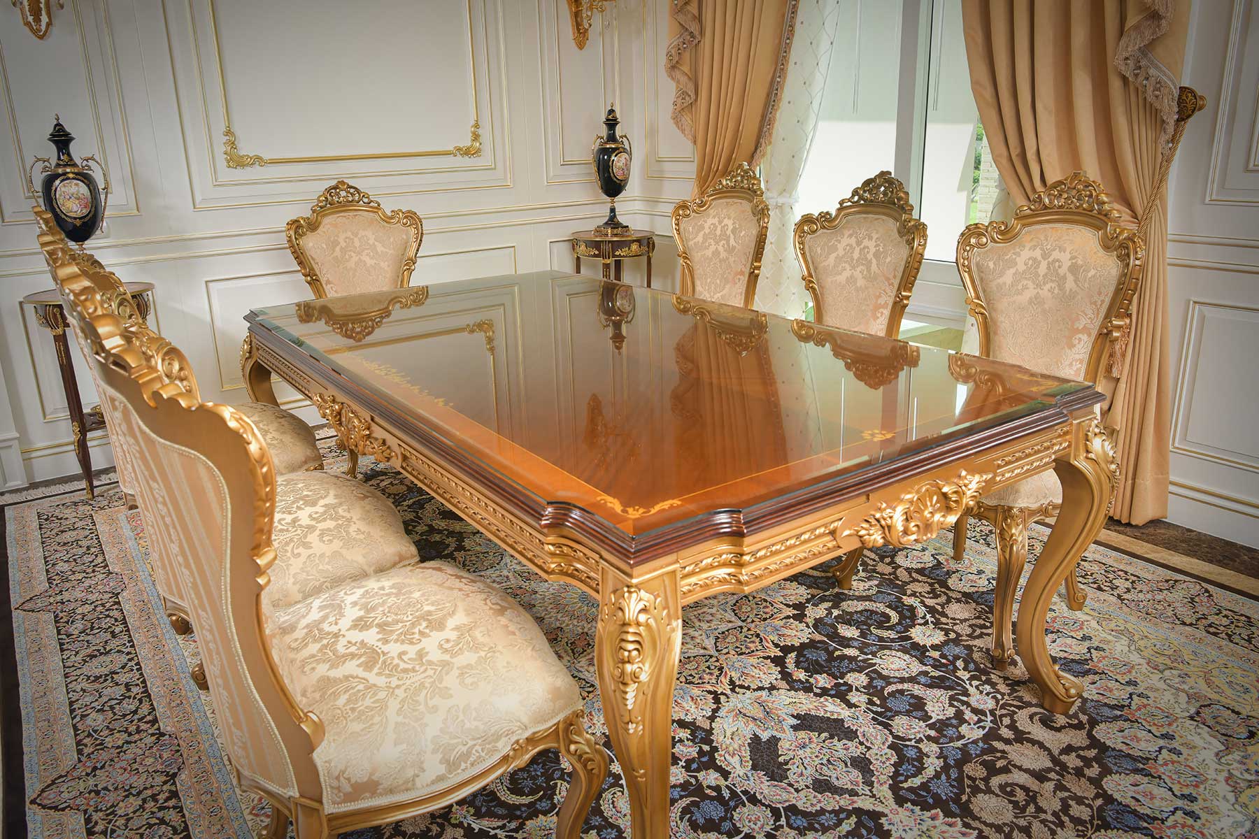 Italian classic luxury Dining Table